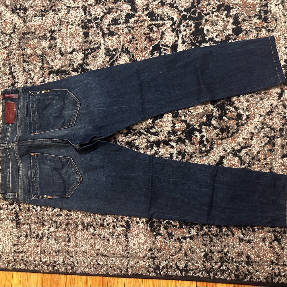 Jeans, were worn on 5”8